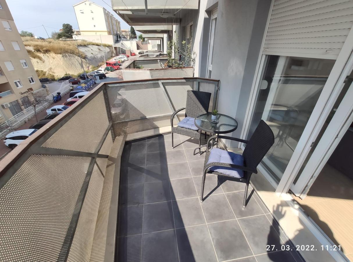 Apartman Antonela With Free Garage Parking Apartamento Split Exterior foto