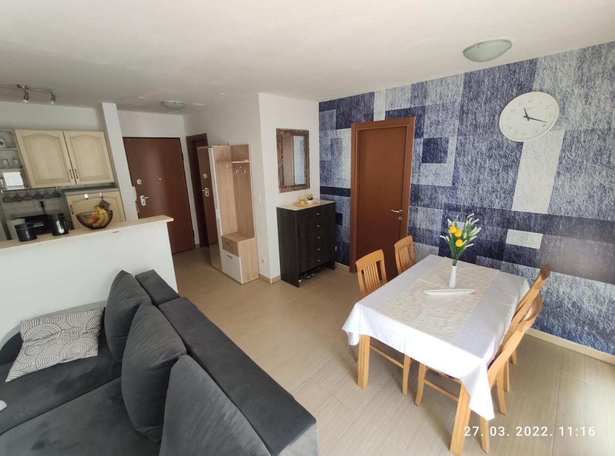 Apartman Antonela With Free Garage Parking Apartamento Split Exterior foto