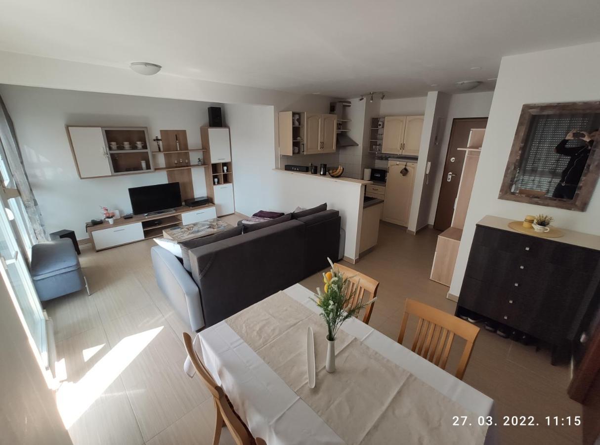 Apartman Antonela With Free Garage Parking Apartamento Split Exterior foto