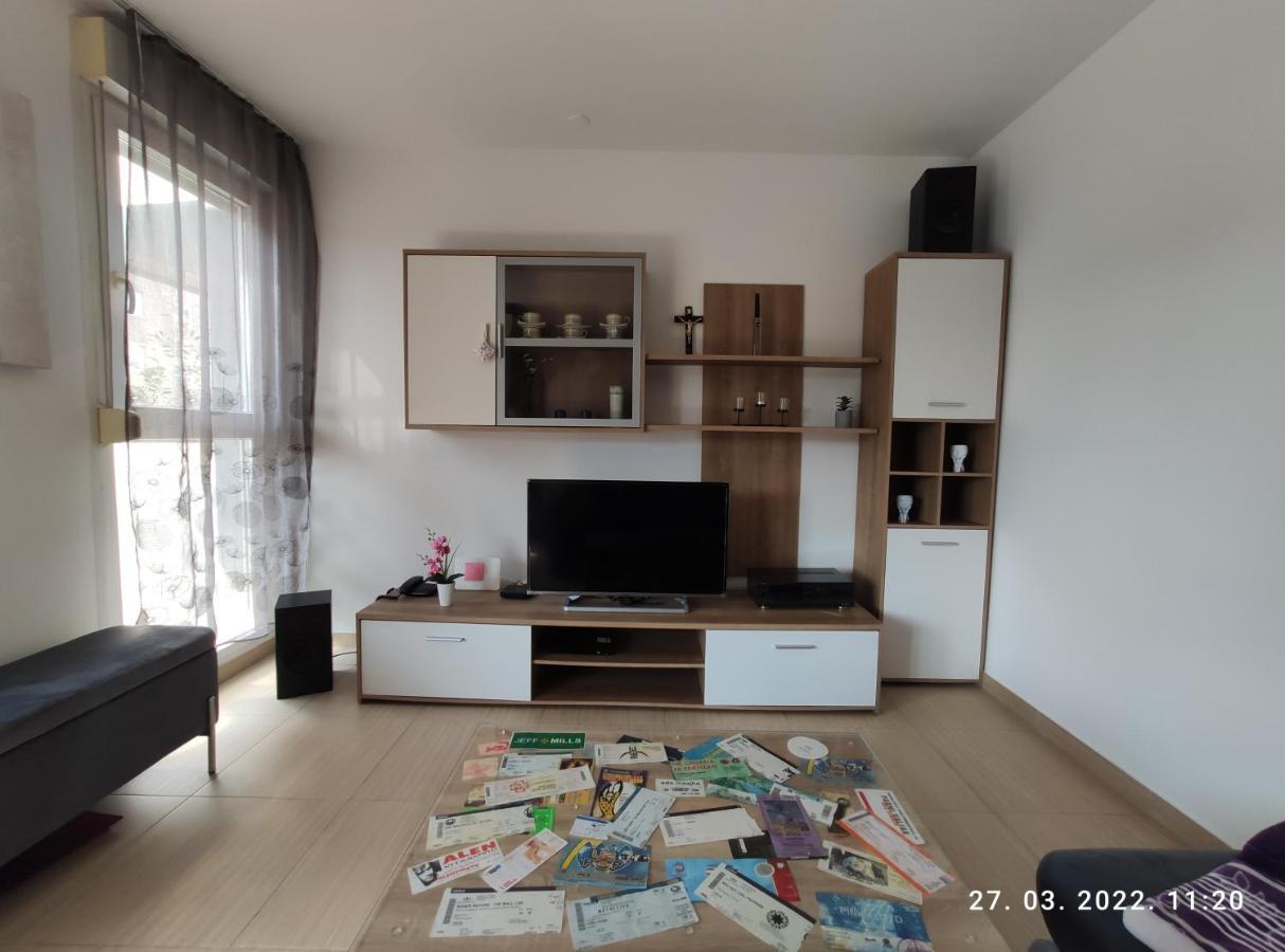 Apartman Antonela With Free Garage Parking Apartamento Split Exterior foto